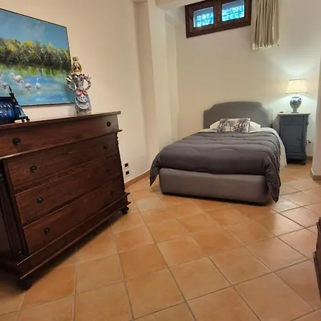 Del Carrubo A Due Passi Dal Mare Di Cefalu וילה