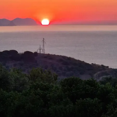 Del Carrubo A Due Passi Dal Mare Di Cefalu 빌라 *
