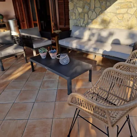 Del Carrubo A Due Passi Dal Mare Di Cefalu *