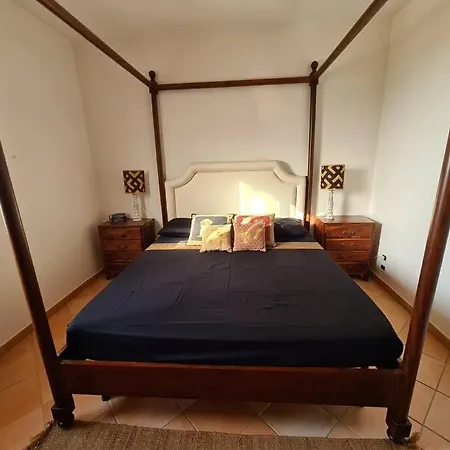 Del Carrubo A Due Passi Dal Mare Di Cefalu * Collesano