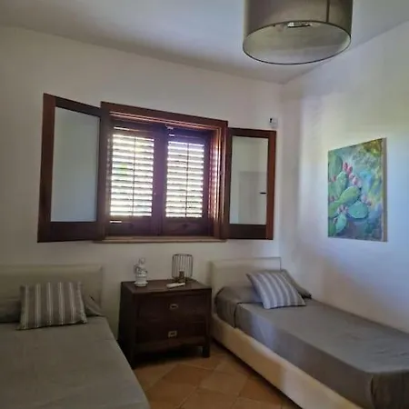 Del Carrubo A Due Passi Dal Mare Di Cefalu Βίλα